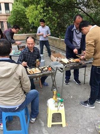 張義森大組戶(hù)外燒烤